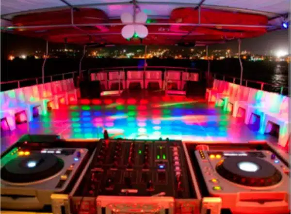 Noche blanca san andres: la mejor fiesta en el mar Caribe - Imagen 3