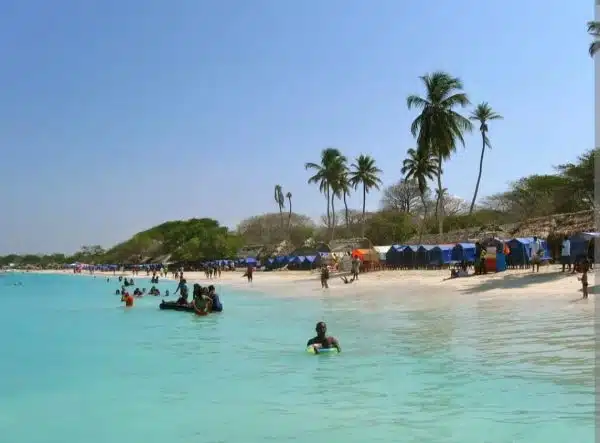 Tours a Islas del Rosario en Cartagena, Colombia - Imagen 4