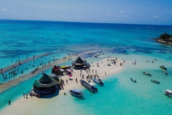 toma area del acuario en san andres islas